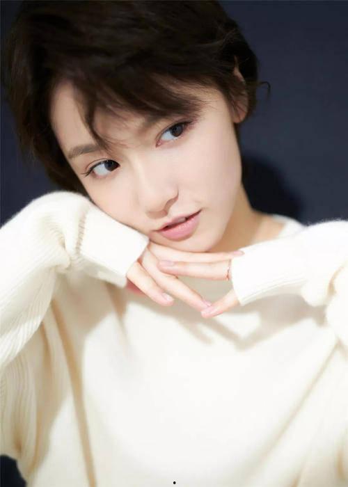 演员成果家世,成果家世揭秘，演艺世家再添新秀